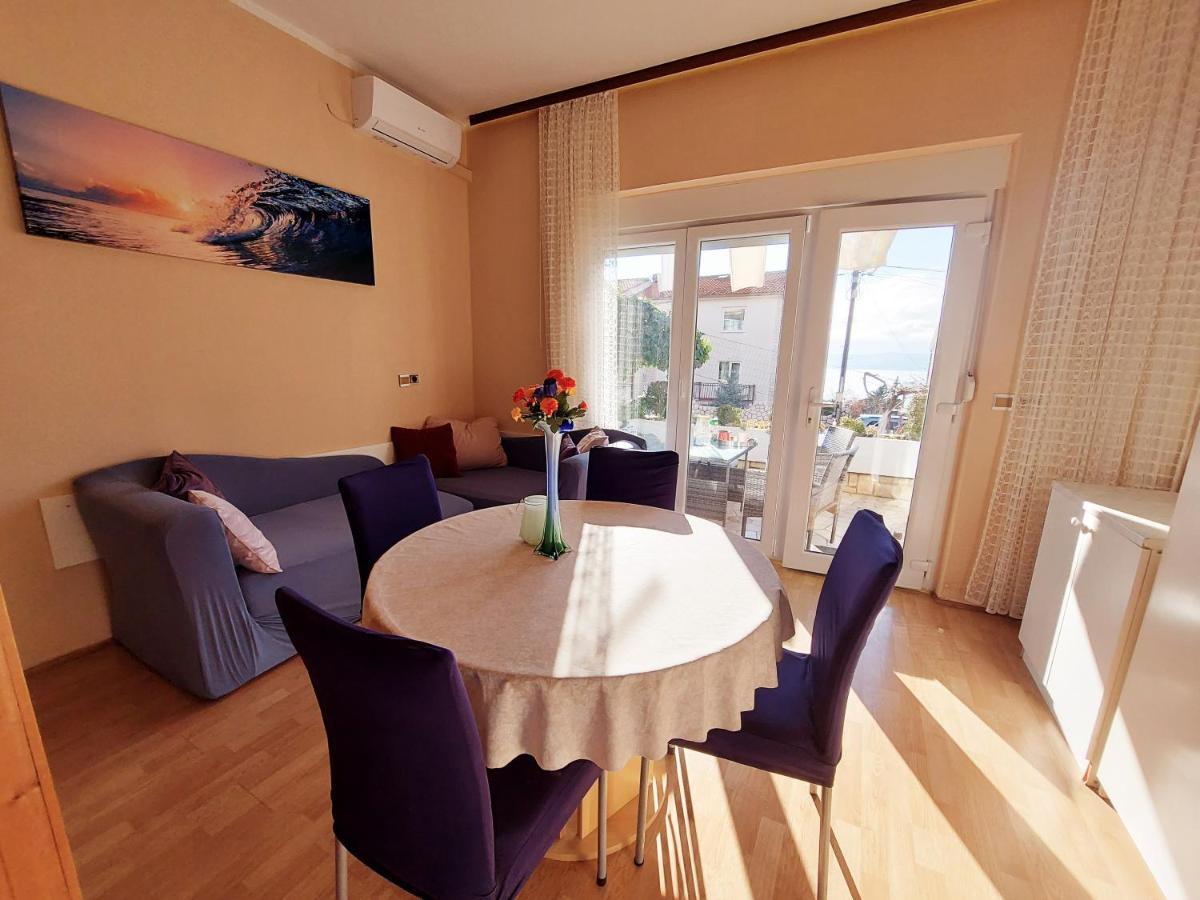 Apartments Adriatic Riviera קריקווניצה מראה חיצוני תמונה