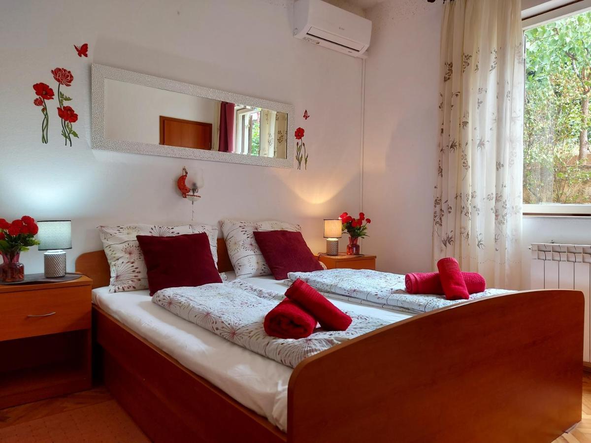 Apartments Adriatic Riviera קריקווניצה מראה חיצוני תמונה