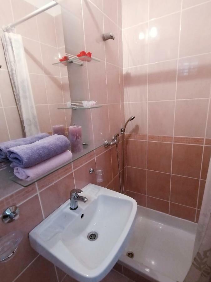 Apartments Adriatic Riviera קריקווניצה מראה חיצוני תמונה